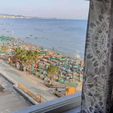 Linda * Durres